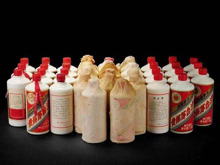 新兴日照岚山回收酒价格哪里回收(附近上门回收茅台酒）?